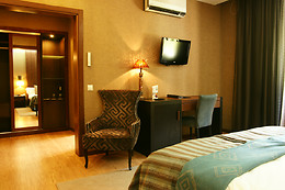 YOUR HOTEL & SPA ALCOBAÇA