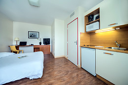 Zenitude Hôtel-Résidences - Les Portes de l'Océan