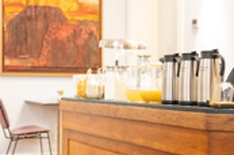 WE BOUTIQUE HOTEL