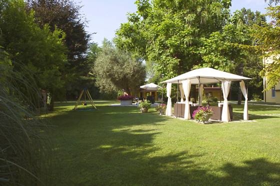 Viktoria Palace Hotel - photo 5