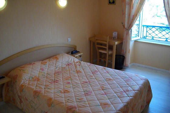 Hôtel la Renaissance - photo 4