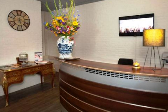 City Hotel Stadskanaal - photo 2