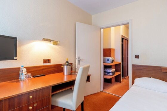 Online Booking EPS - photo 1