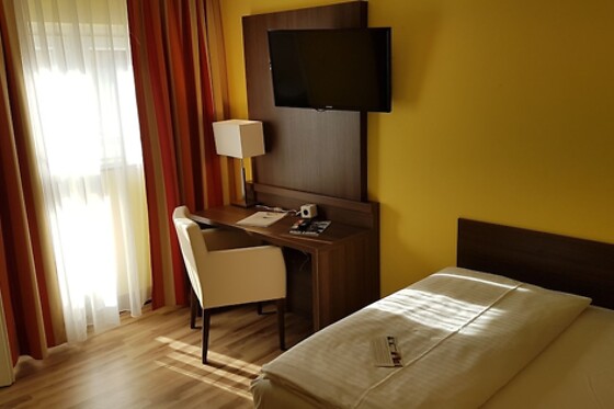 Online Booking EPS - photo 1