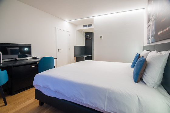 Hotel Velotel - photo 2