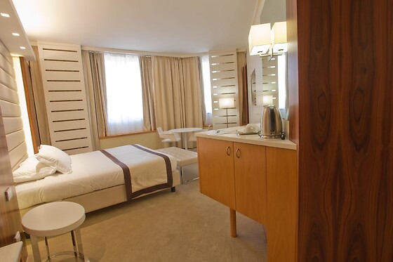 Online Booking EPS - photo 1