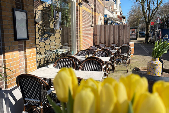 Bistro Jolie - photo 2