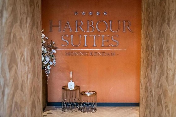 Harbour Suites boutique hotel - photo 0