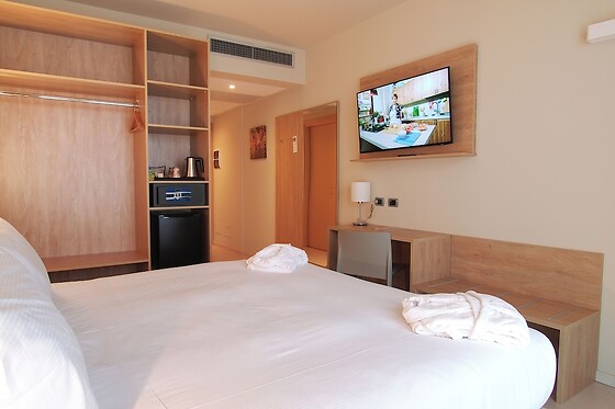 Online Booking EPS - photo 1