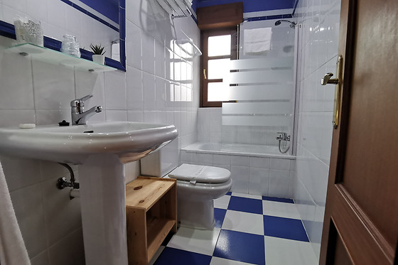 HOTEL EL TRASGU - photo 11