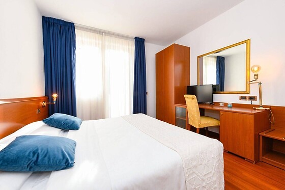 Online Booking EPS - photo 1