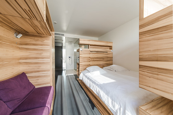 D-Hotel - photo 8