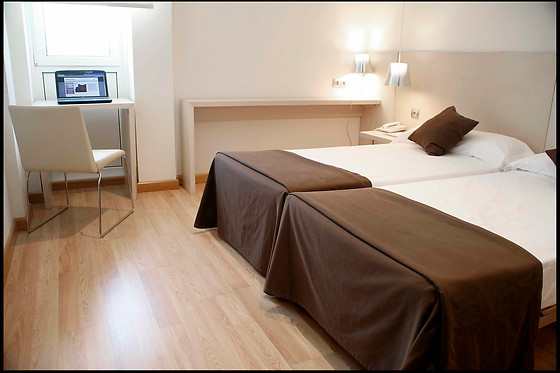 HOTEL CADOSA - photo 17
