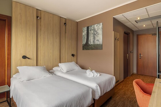 Online Booking EPS - photo 2