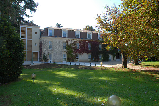 Hotel Périgueux Ouest L'Orangerie du Château des Reynats - photo 2