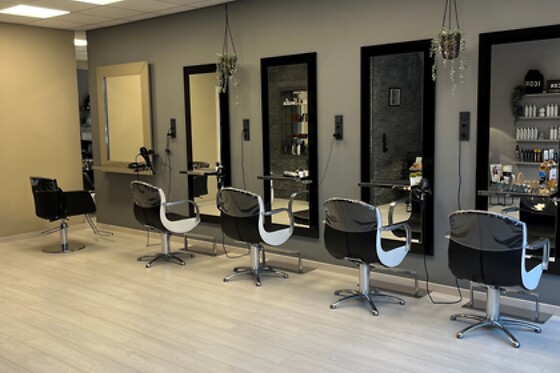 Salon Mic - photo 2