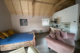 Bed and Breakfast In Two