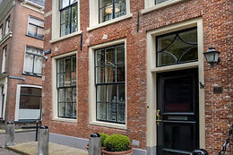 City Penthouse Mademoiselle Anna Louise