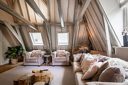 City Penthouse Mademoiselle Anna Louise