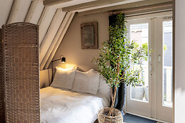 City Penthouse Mademoiselle Anna Louise