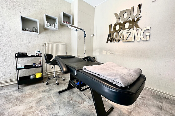 Cosmetic Art Company - photo 2