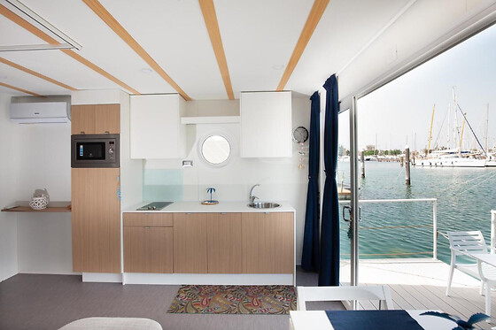 House Boat Rimini Resort - photo 7