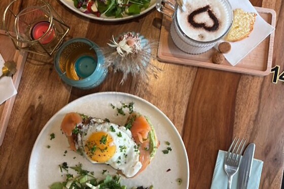 Santhée Lunchbar - photo 8