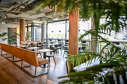 Fletcher Hotel Rotterdam-Airport (HOTEL)