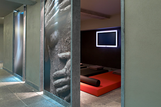 D-Hotel - photo 7