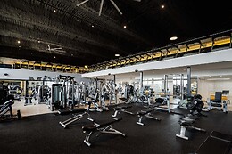 Phive Celas Fitness Club