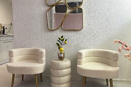 Niala's Beauty Center