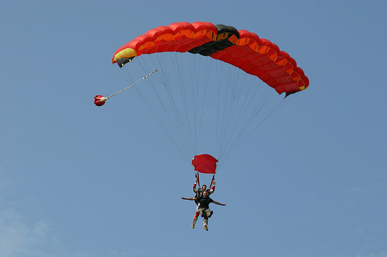 CHUTEXTREM PARACHUTISME - photo 2