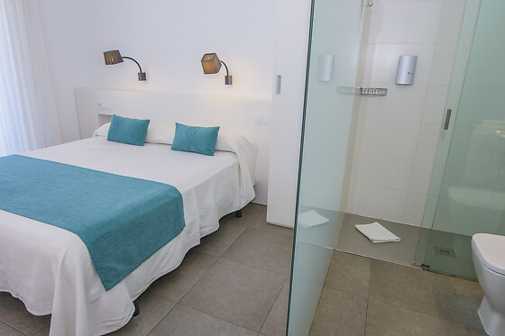 HOSTAL LA ISLA - photo 0