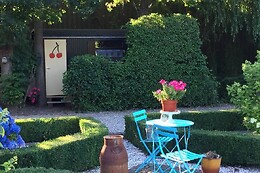 B&B De Akker, Overnachting in Pipowagens