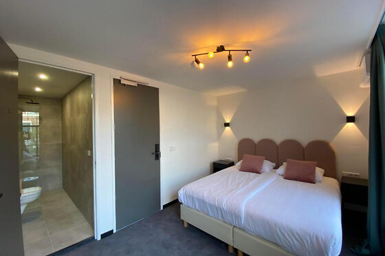 Hotel La Noire - photo 4