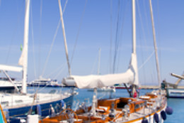 NAVEGA VELA
