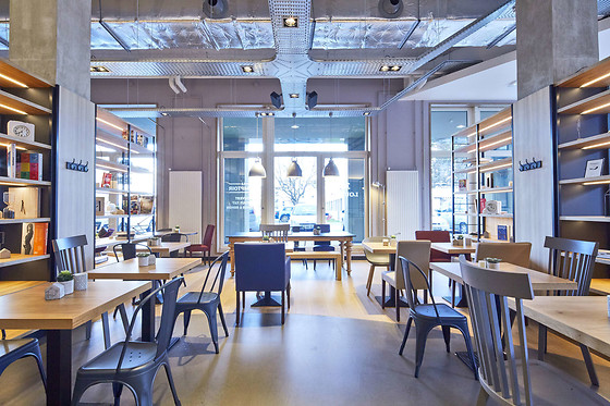 Hôtel Campanile Saclay - photo 4